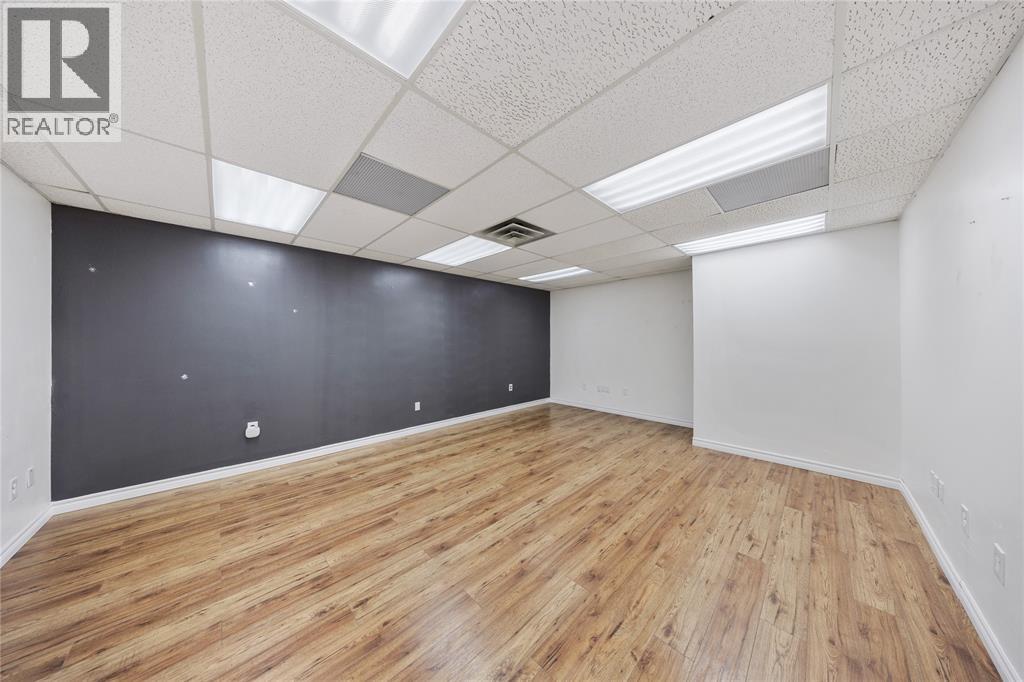 2109 London Line Unit# 9, Sarnia, Ontario  N7T 7H2 - Photo 2 - 25026230