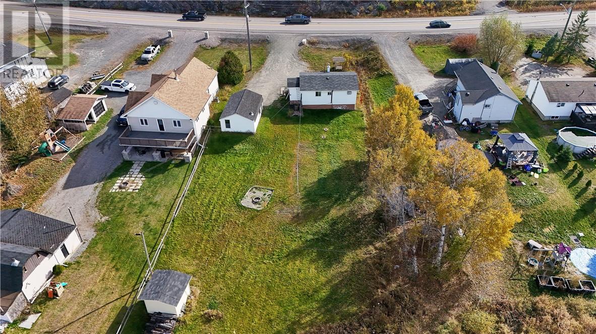 923 Highway 17 E, Wahnapitae, Ontario  P0M 1H0 - Photo 25 - 2125253