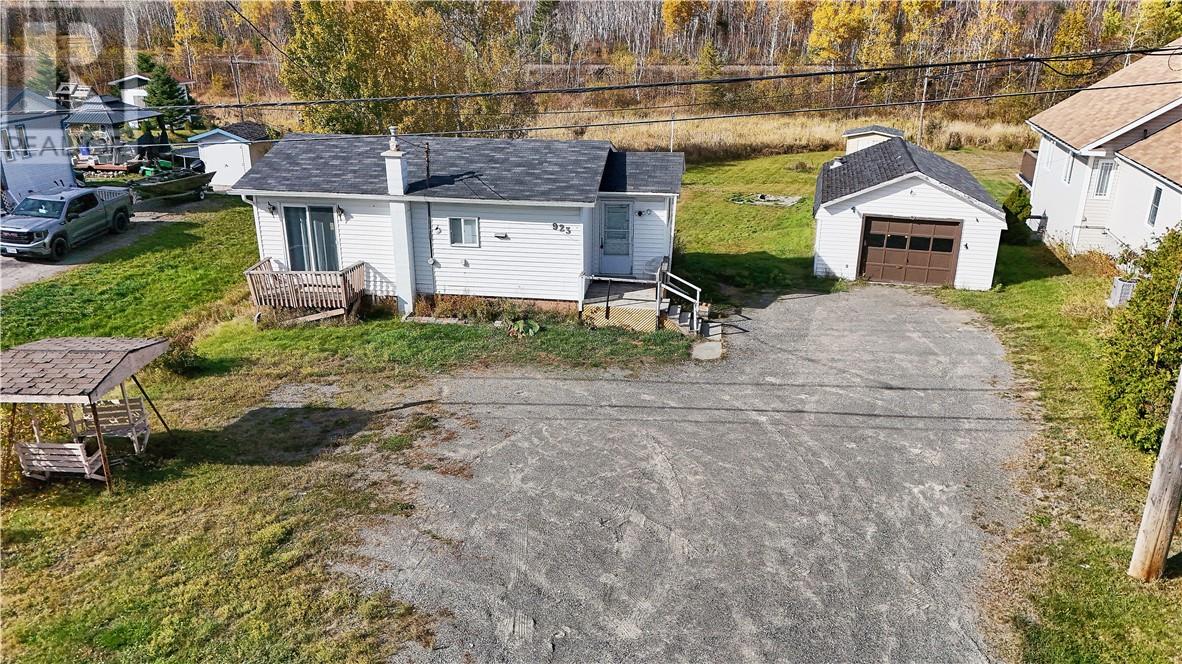 923 Highway 17 E, Wahnapitae, Ontario  P0M 1H0 - Photo 28 - 2125253