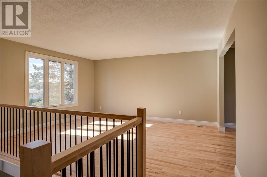 2420 Cavendish Court, Sudbury, Ontario  P3E 5X5 - Photo 10 - 2125220
