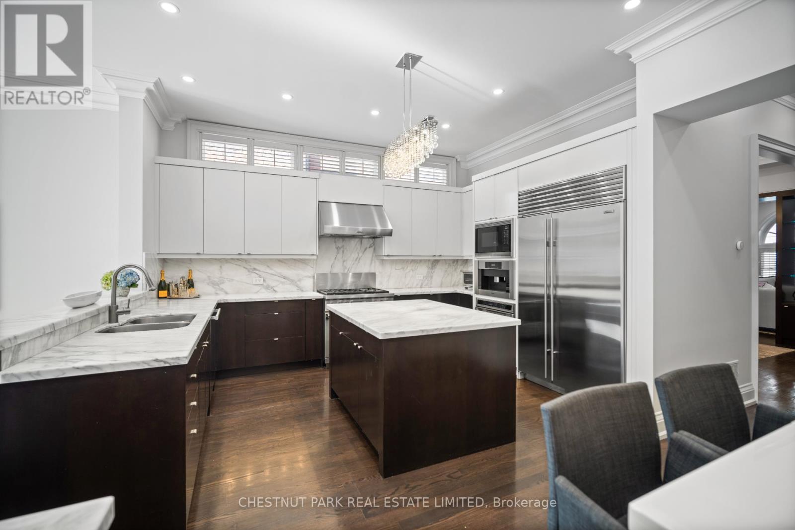 47 Bernard Avenue, Toronto, Ontario  M5R 1R3 - Photo 11 - C12464817