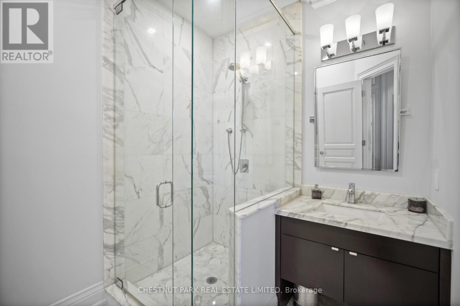 47 Bernard Avenue, Toronto, Ontario  M5R 1R3 - Photo 26 - C12464817