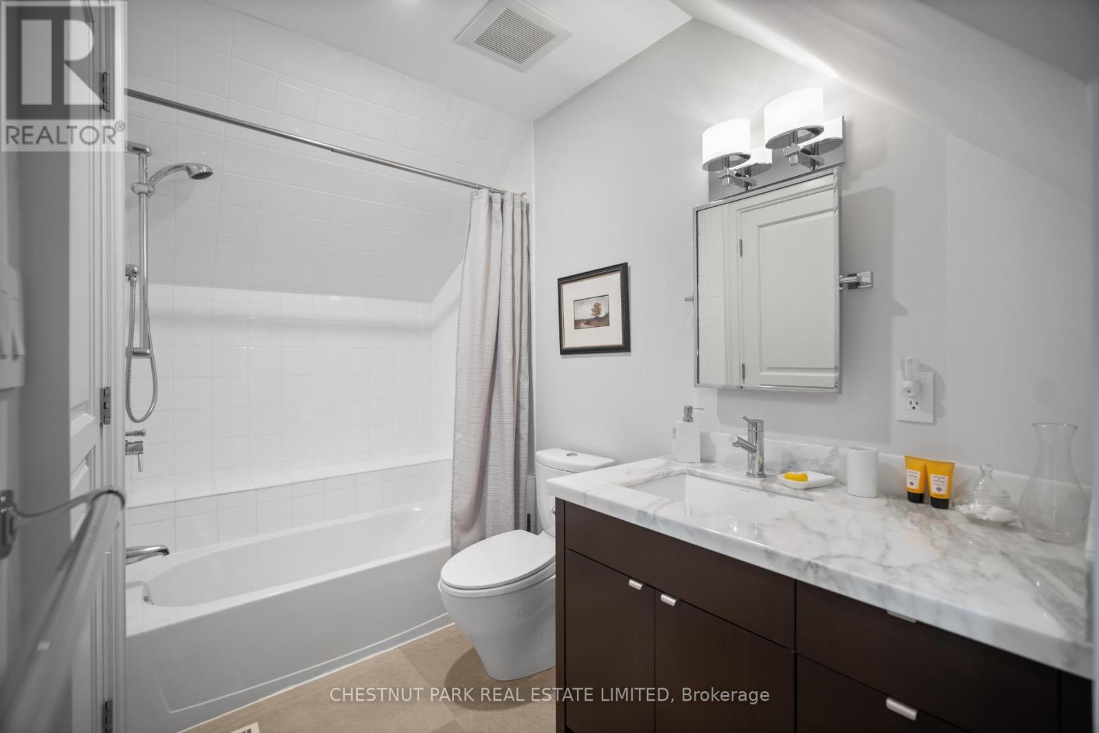 47 Bernard Avenue, Toronto, Ontario  M5R 1R3 - Photo 33 - C12464817