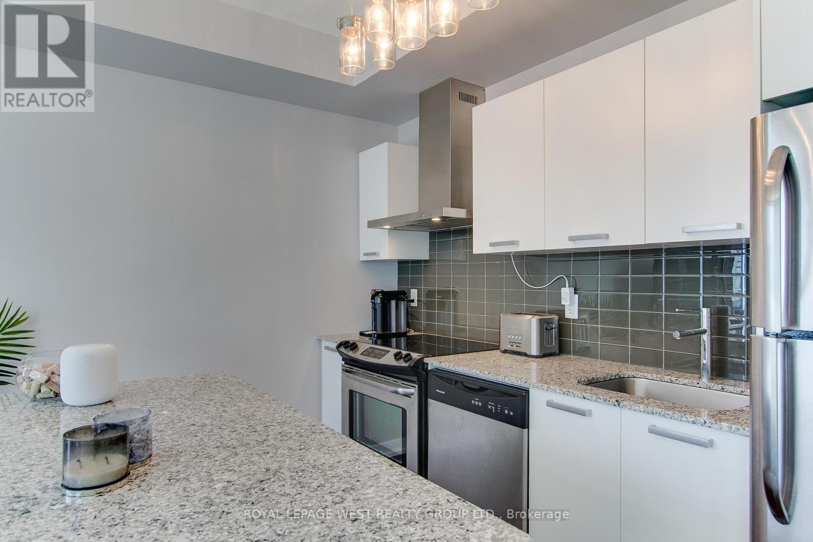 907 - 650 King Street W, Toronto, Ontario  M5V 0H6 - Photo 5 - C12464864
