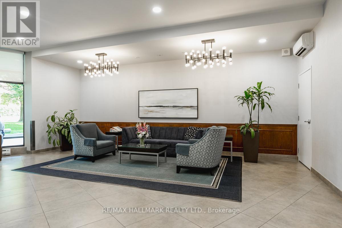 802 - 980 Broadview Avenue, Toronto, Ontario  M4K 3Y1 - Photo 2 - E12464823