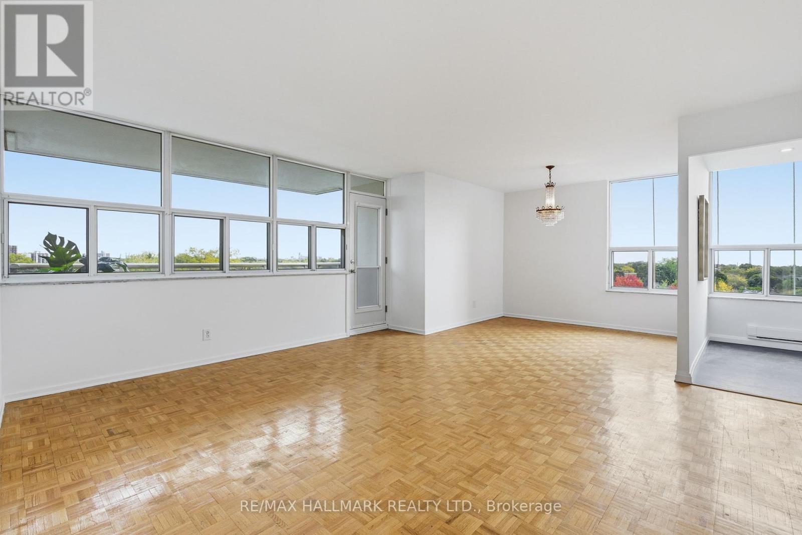 802 - 980 Broadview Avenue, Toronto, Ontario  M4K 3Y1 - Photo 3 - E12464823