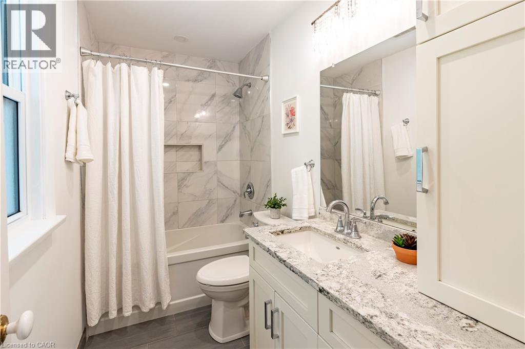 110 Ellis Crescent S, Waterloo, Ontario  N2J 2B8 - Photo 12 - 40779392