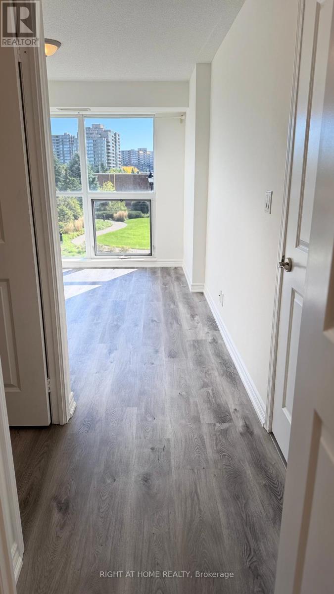 214 - 18 Harding Boulevard, Richmond Hill, Ontario  L4C 0T3 - Photo 11 - N12464842