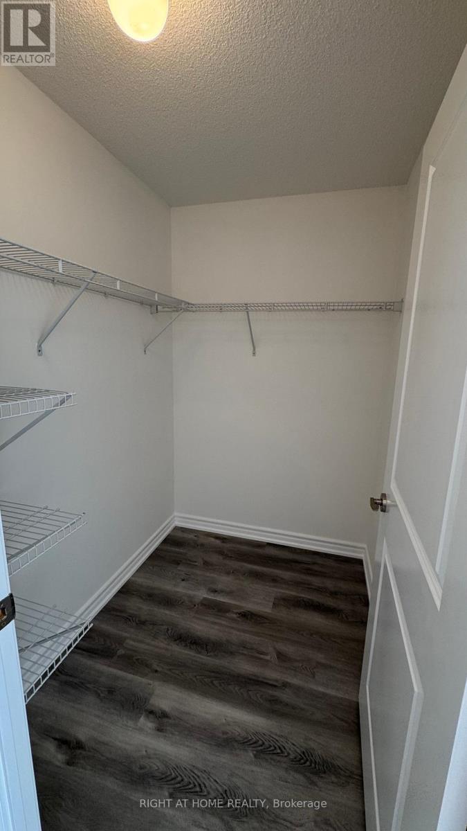 214 - 18 Harding Boulevard, Richmond Hill, Ontario  L4C 0T3 - Photo 14 - N12464842