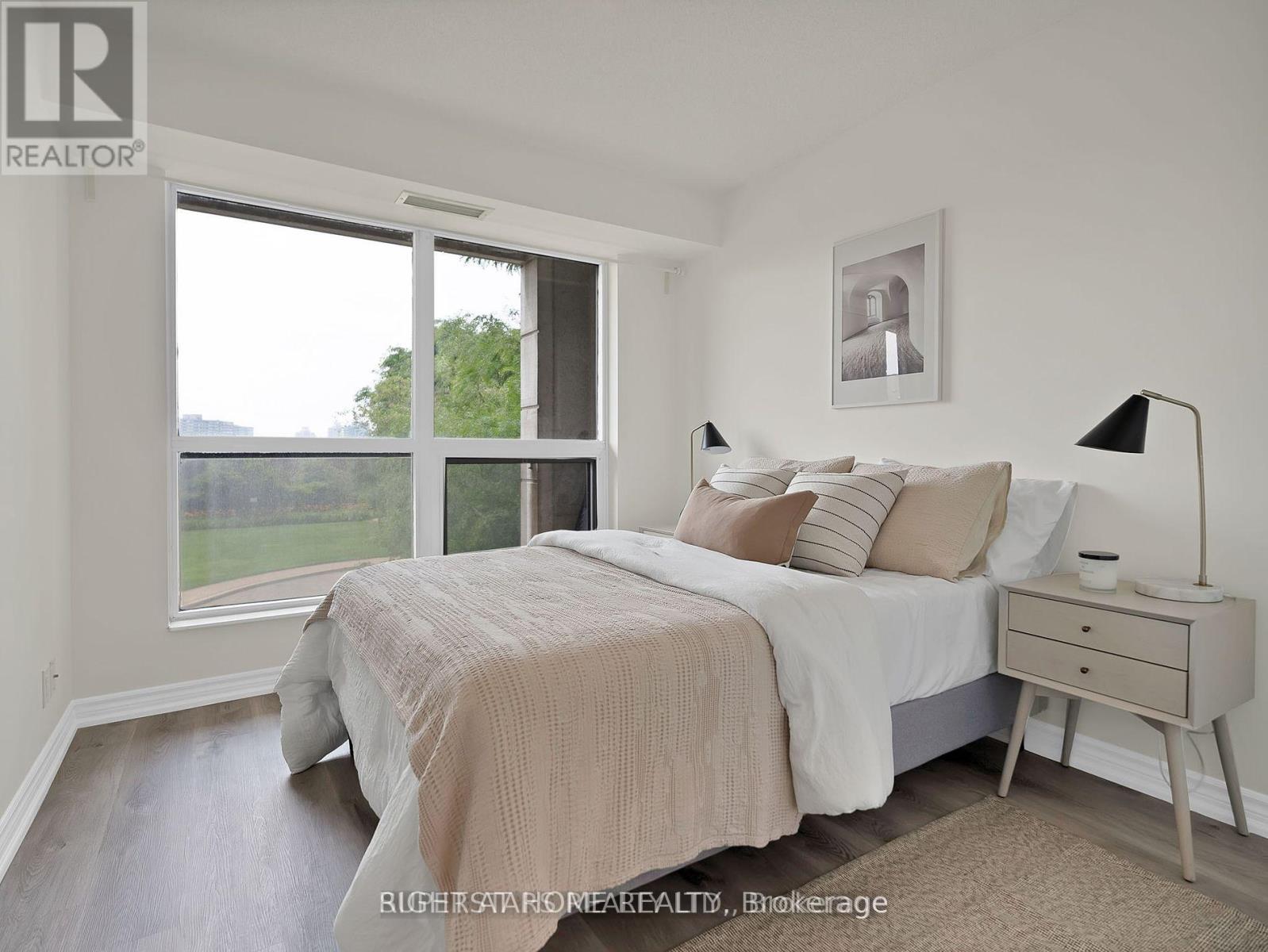 214 - 18 Harding Boulevard, Richmond Hill, Ontario  L4C 0T3 - Photo 16 - N12464842