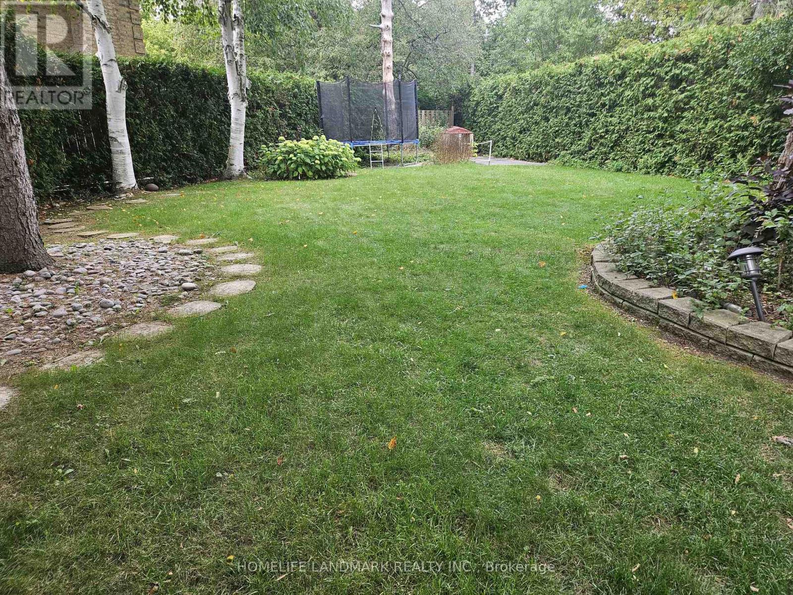 74 Julia Street, Markham, Ontario  L3T 4R9 - Photo 15 - N12464843