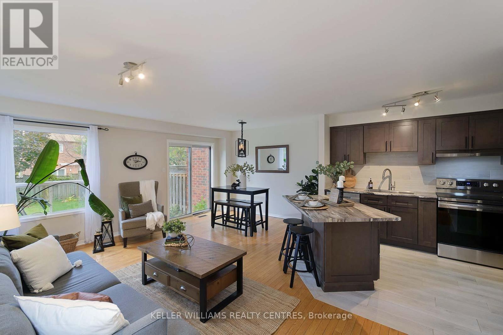 108 Mugford Road, Aurora, Ontario  L4G 7J8 - Photo 12 - N12464854