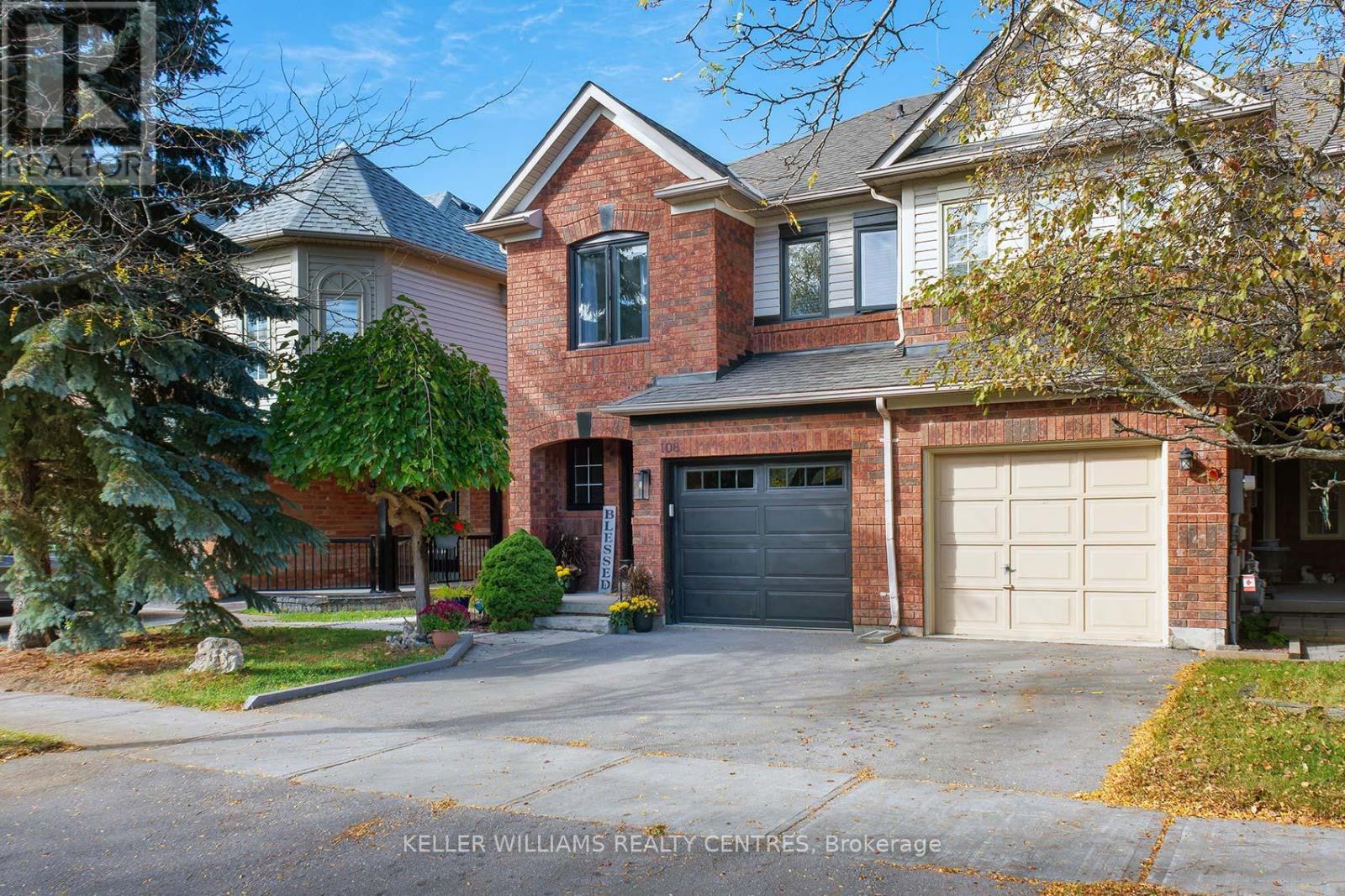 108 Mugford Road, Aurora, Ontario  L4G 7J8 - Photo 2 - N12464854