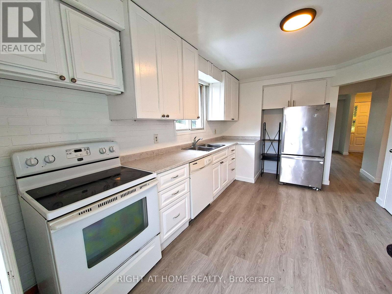 83 Kulpin Avenue, Bradford West Gwillimbury (Bradford), Ontario  L3Z 1T6 - Photo 14 - N12464871
