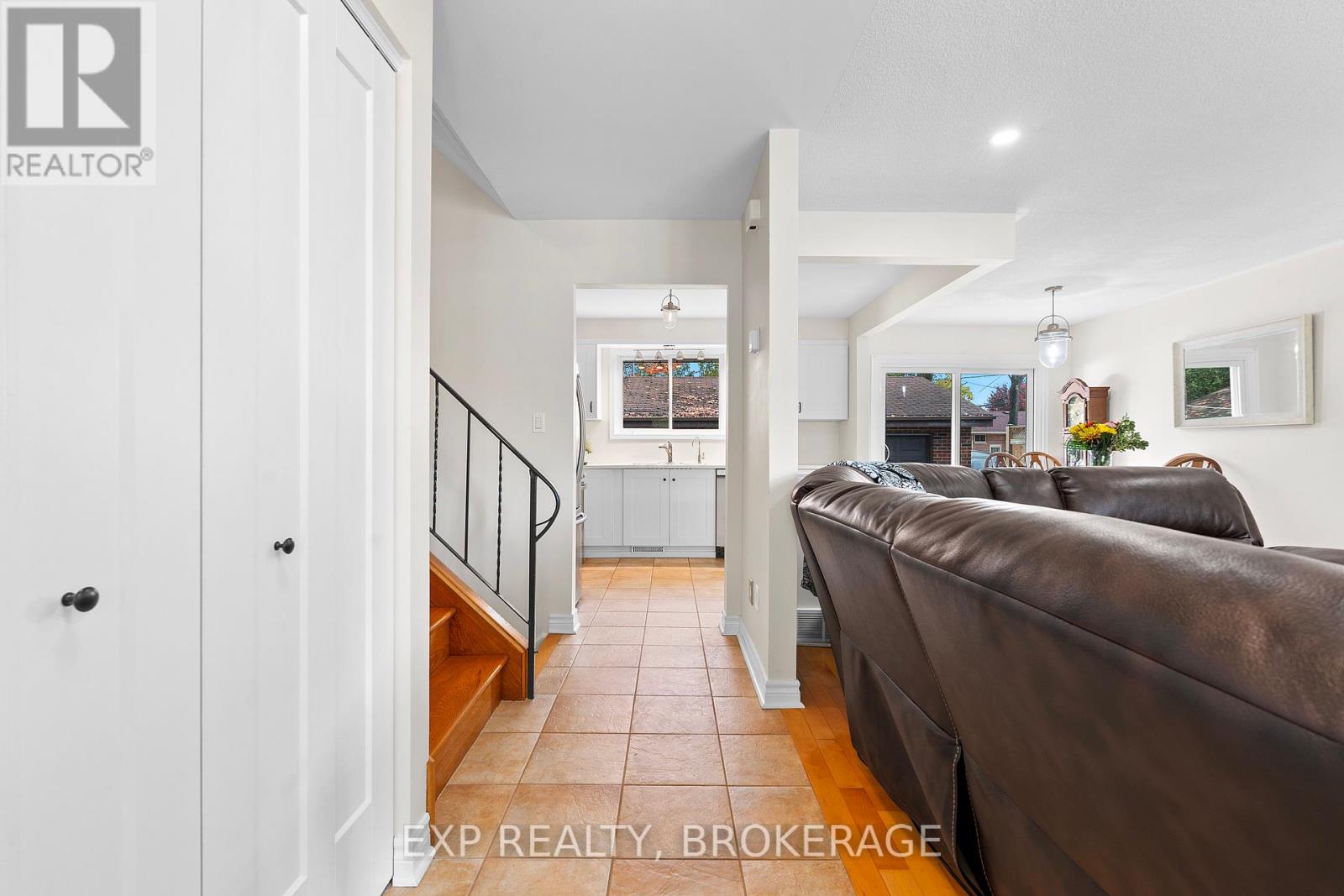 418 Knightsbridge Road, Kingston, Ontario  K7M 5S7 - Photo 6 - X12464882