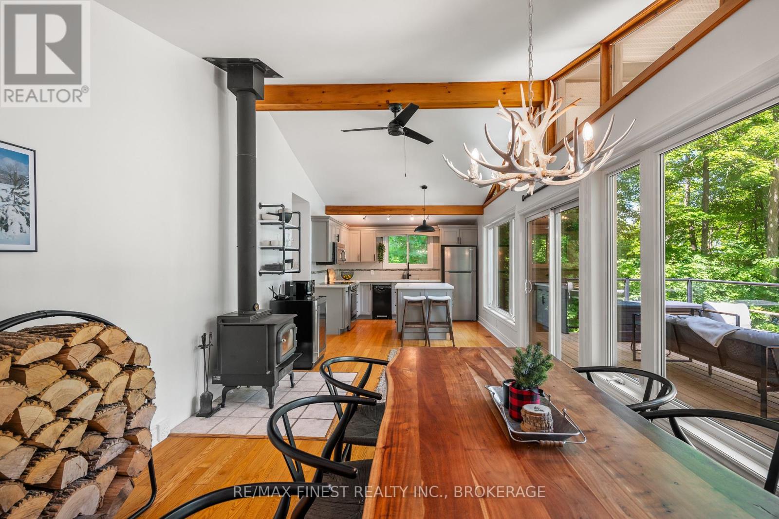 32 Oakwood Lane, Frontenac, Ontario  K0H 1W0 - Photo 11 - X12464922