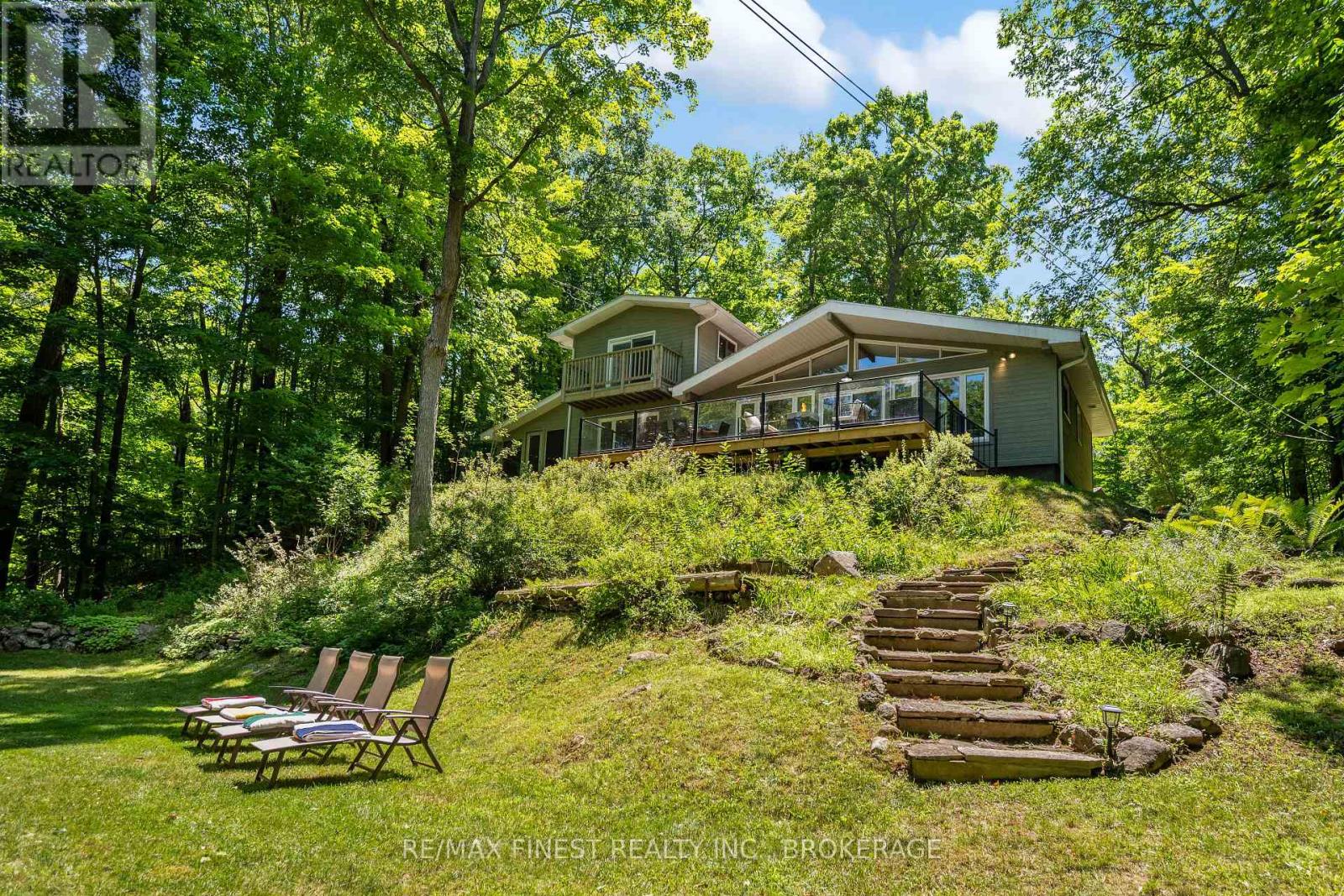 32 Oakwood Lane, Frontenac, Ontario  K0H 1W0 - Photo 36 - X12464922