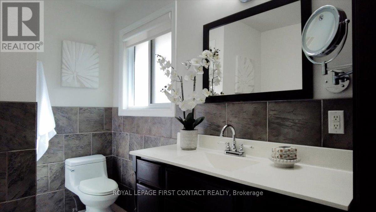 32 Springhome Road, Barrie, Ontario  L4N 2W7 - Photo 16 - S12464850