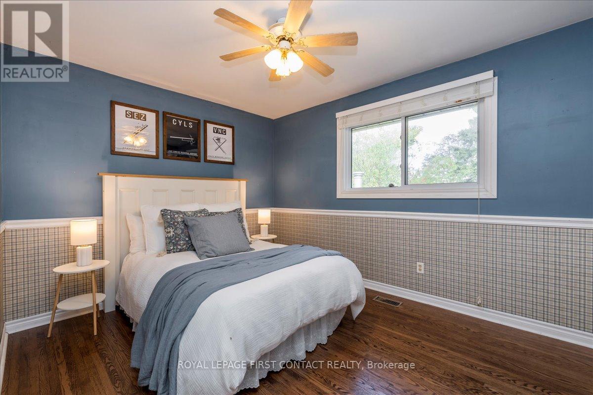 32 Springhome Road, Barrie, Ontario  L4N 2W7 - Photo 17 - S12464850