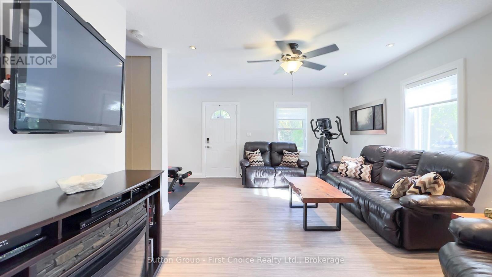 54 Waterloo Street, West Perth, Ontario N0K 1N0 - Photo 17 - X12464923