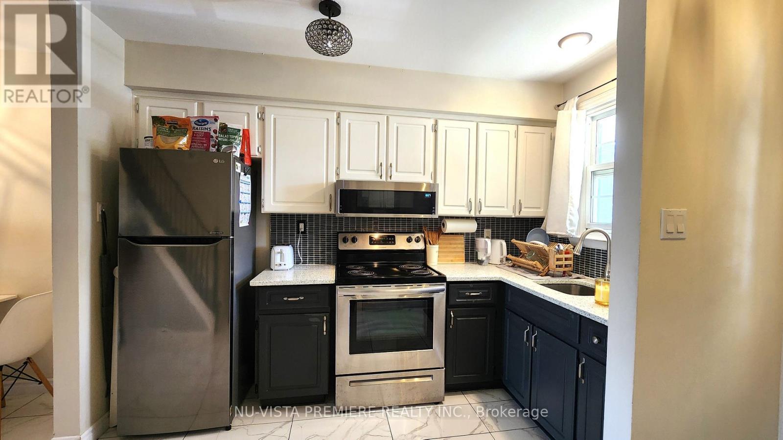 E - 143 Wellesley Crescent, London East, Ontario  N5V 1J6 - Photo 6 - X12464901