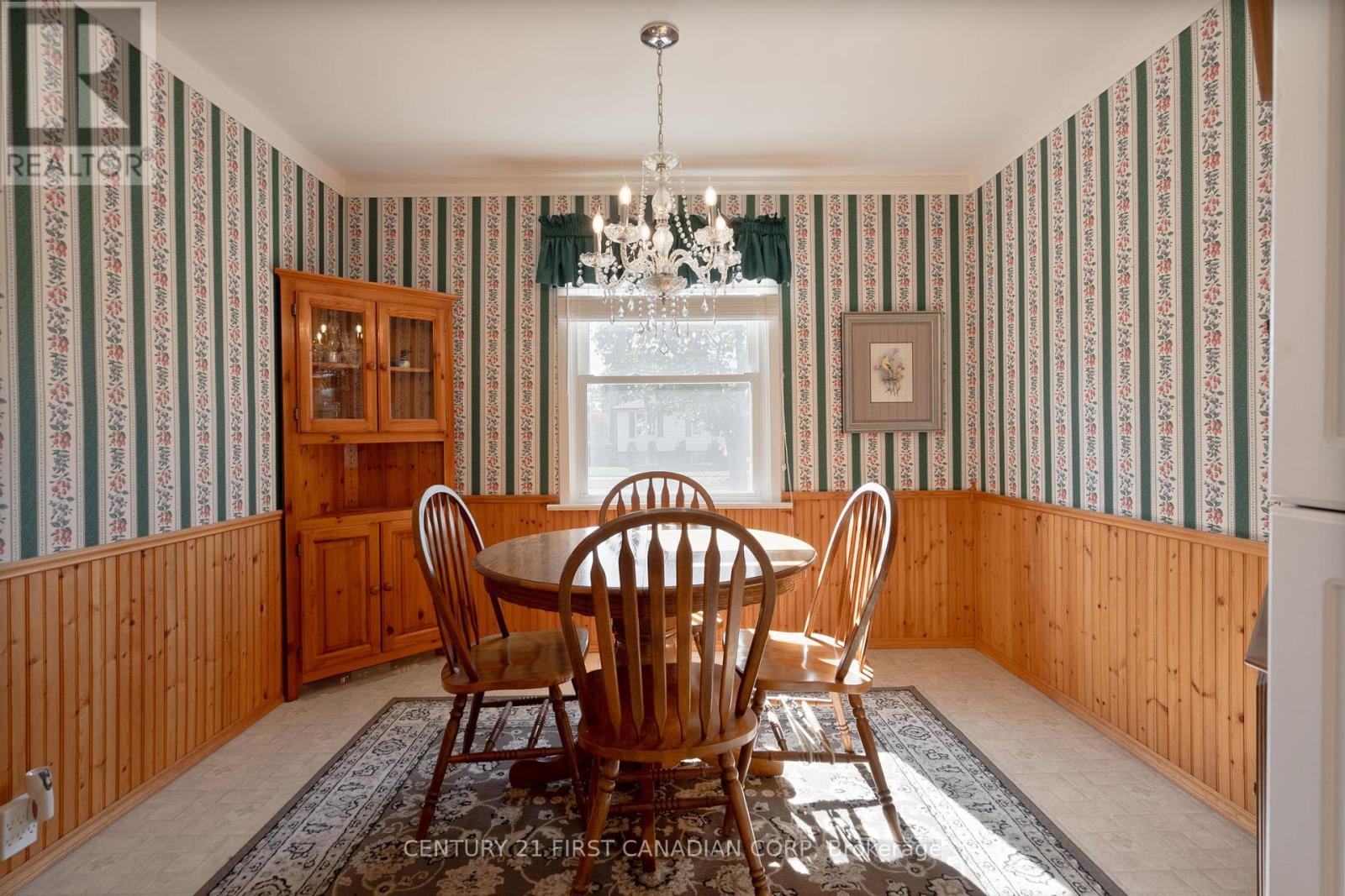 486 Ferndale Avenue, London South, Ontario  N6C 2Z1 - Photo 22 - X12464906