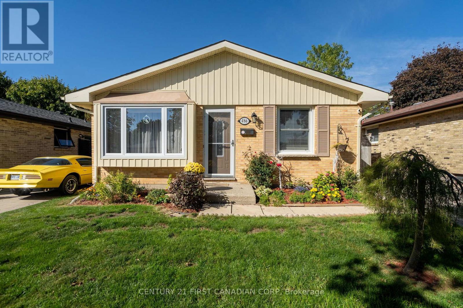 486 Ferndale Avenue, London South, Ontario  N6C 2Z1 - Photo 4 - X12464906