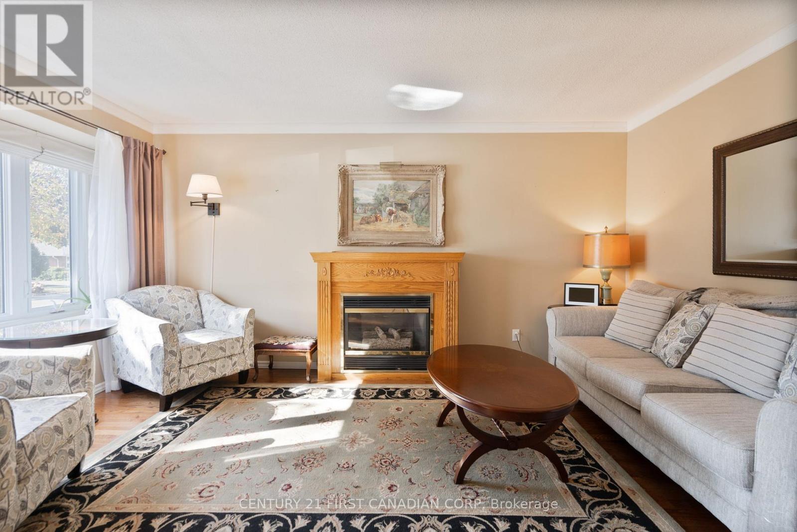 486 Ferndale Avenue, London South, Ontario  N6C 2Z1 - Photo 7 - X12464906