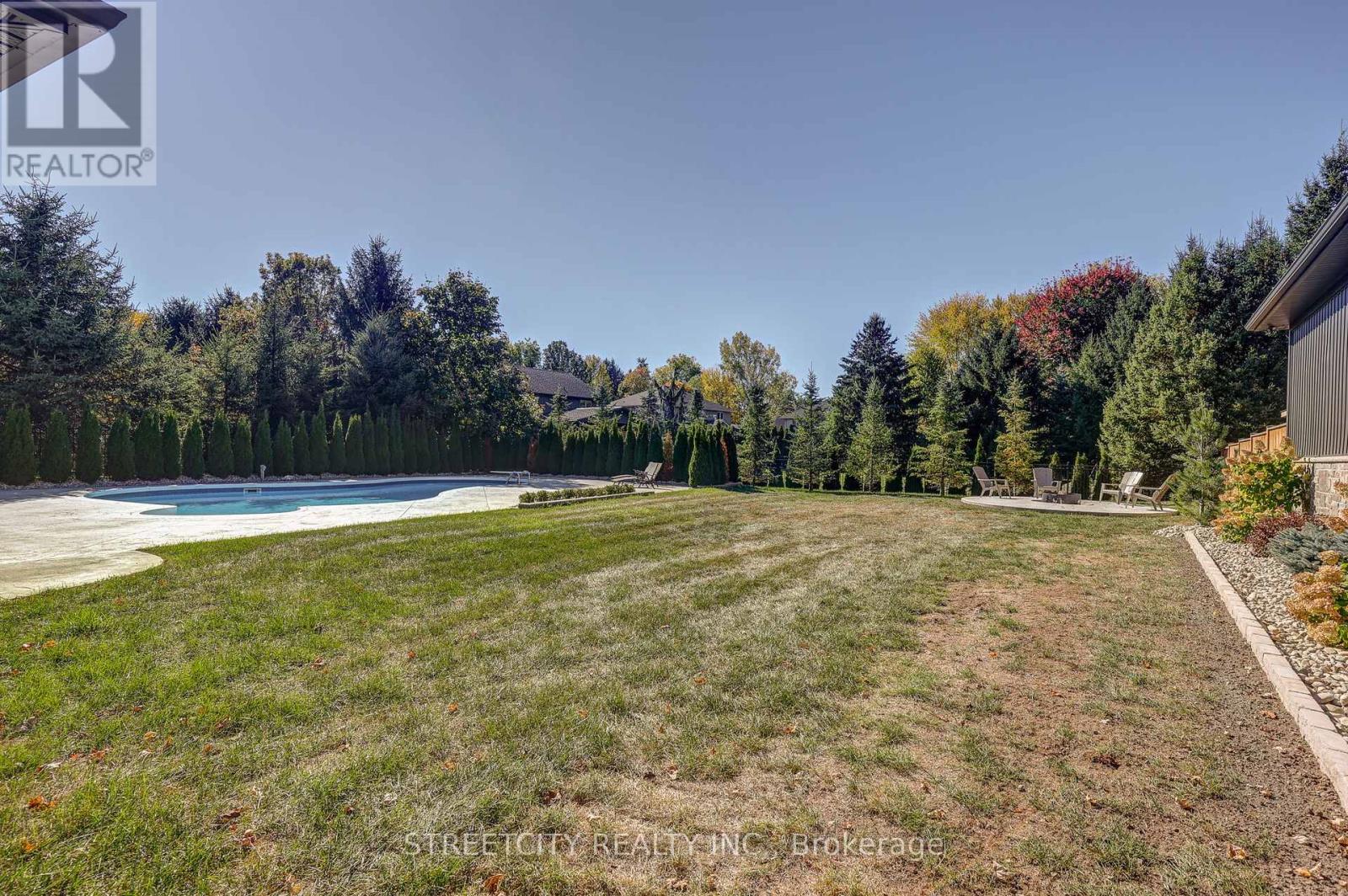 10425 Talbotville Gore Road, Southwold, Ontario  N0L 2K0 - Photo 48 - X12464937