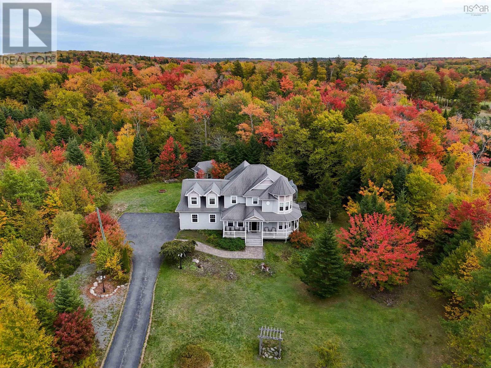 43 Glen Torridon Court, Hammonds Plains, Nova Scotia  B4B 1W3 - Photo 1 - 202525934