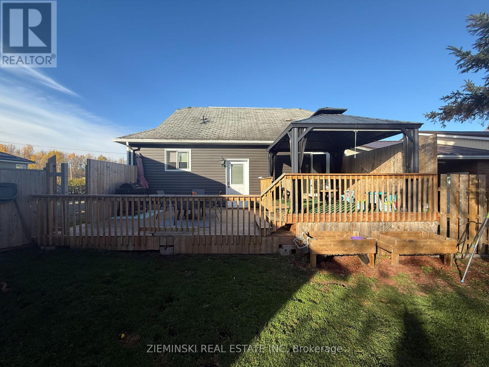 408 Seventh Avenue, Black River-Matheson, Ontario  P0K 1N0 - Photo 5 - T12464883