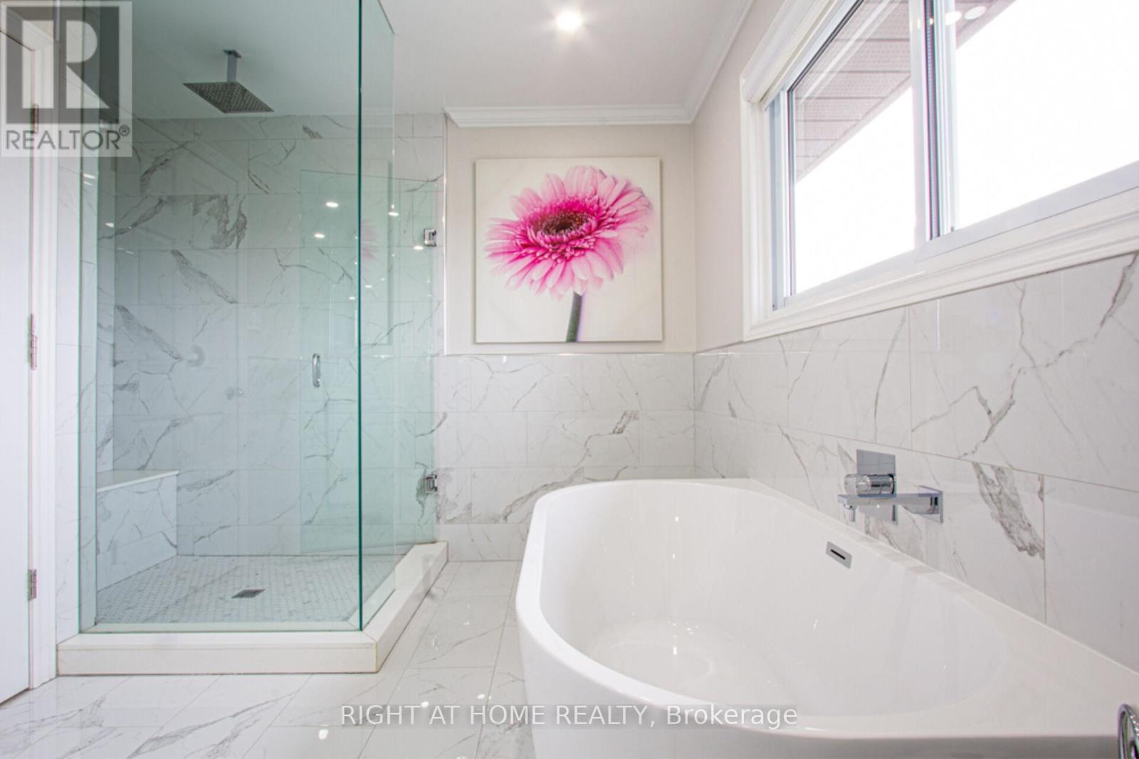 1388 Highgate Court, Oakville, Ontario  L6H 2V4 - Photo 25 - W12464836