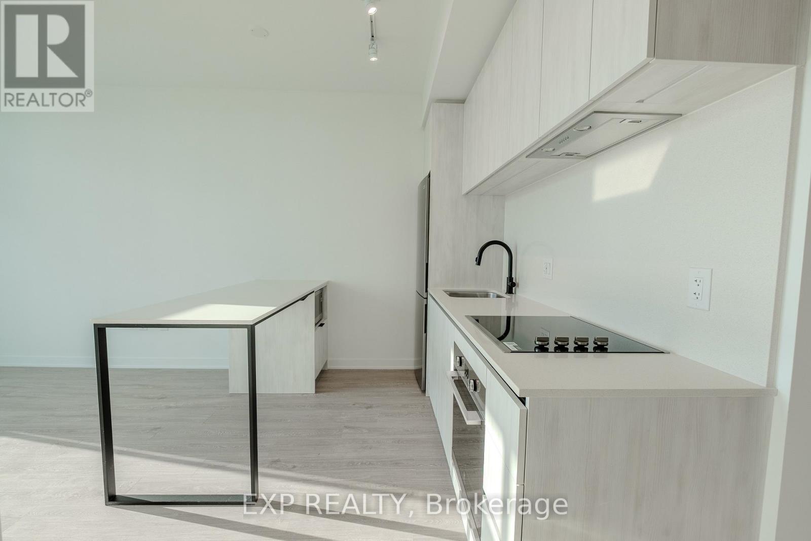 805 - 2495 Eglinton Avenue W, Mississauga, Ontario  L5M 5H1 - Photo 11 - W12464855