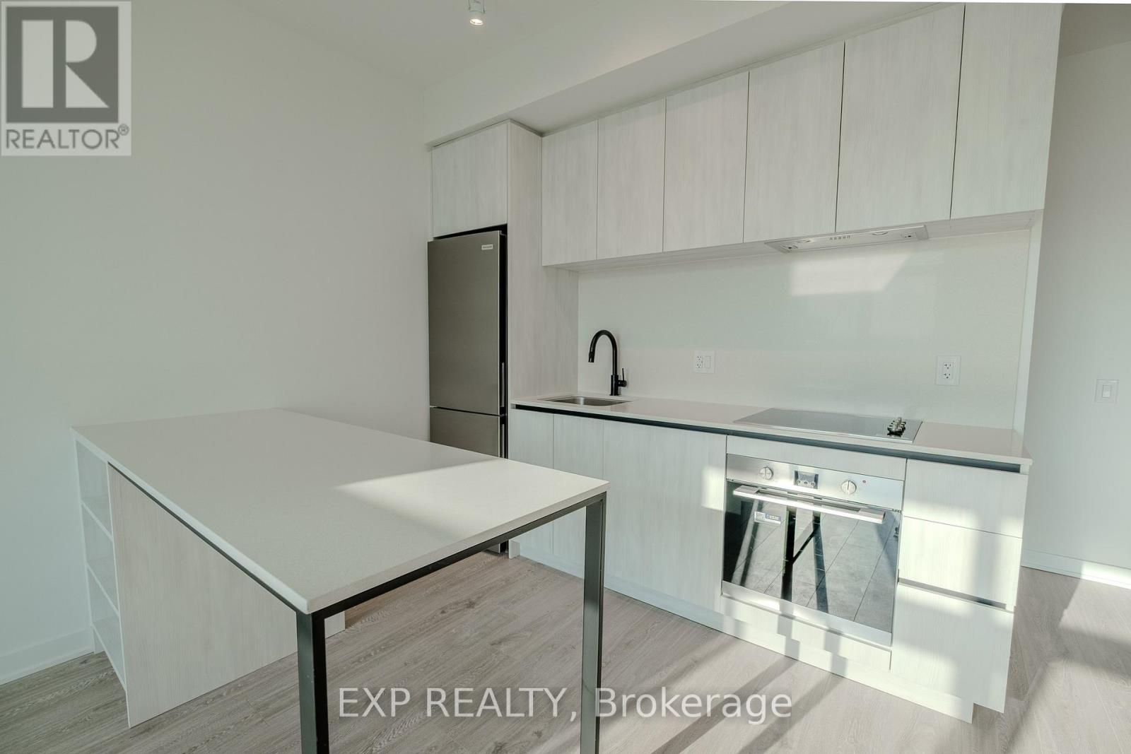 805 - 2495 Eglinton Avenue W, Mississauga, Ontario  L5M 5H1 - Photo 12 - W12464855