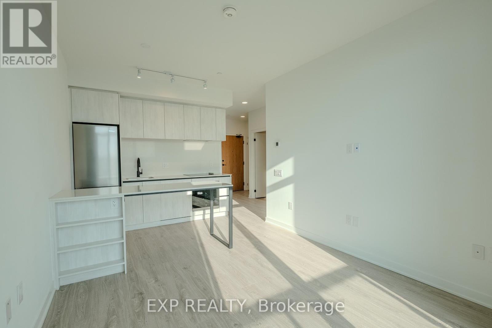 805 - 2495 Eglinton Avenue W, Mississauga, Ontario  L5M 5H1 - Photo 13 - W12464855