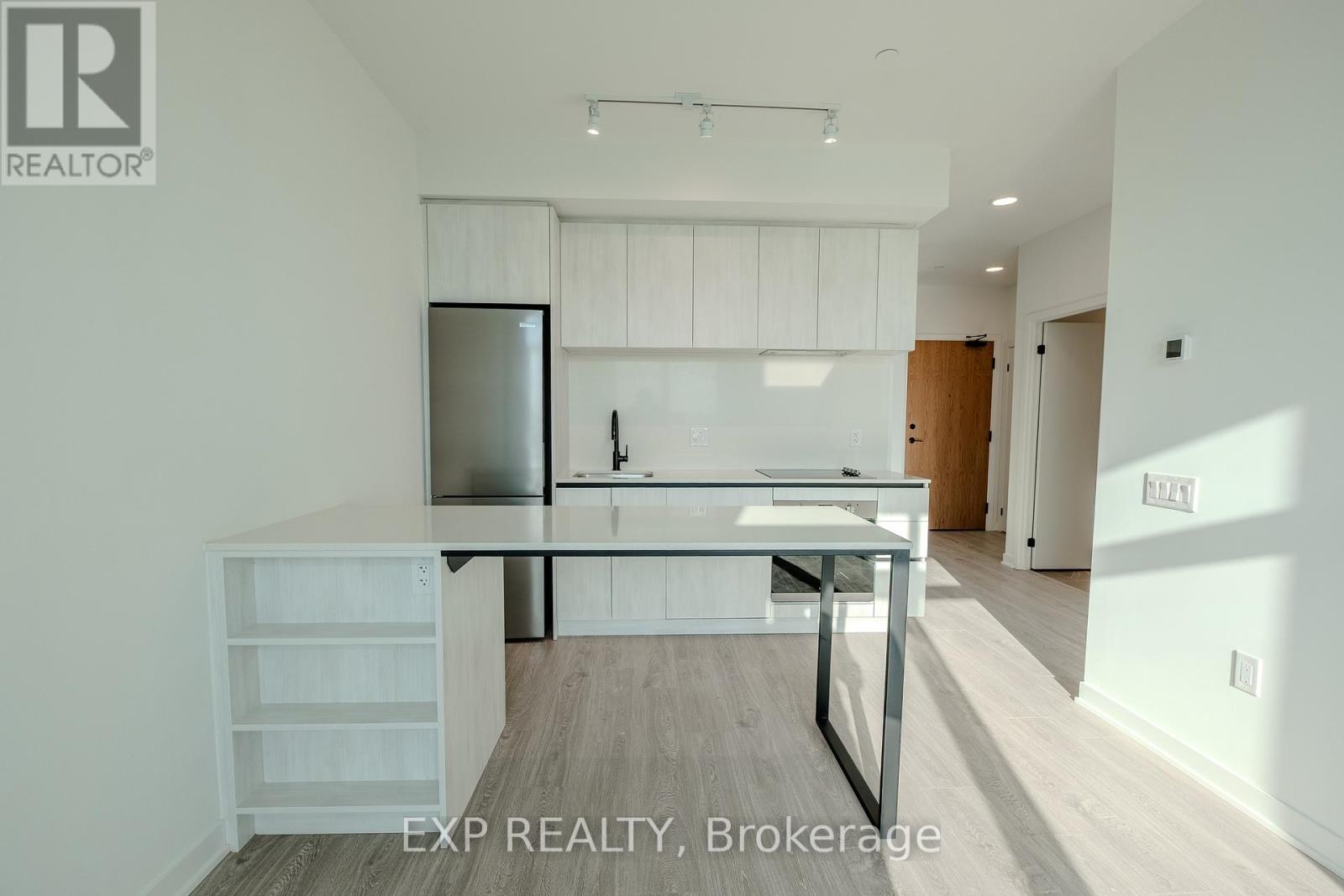 805 - 2495 Eglinton Avenue W, Mississauga, Ontario  L5M 5H1 - Photo 20 - W12464855
