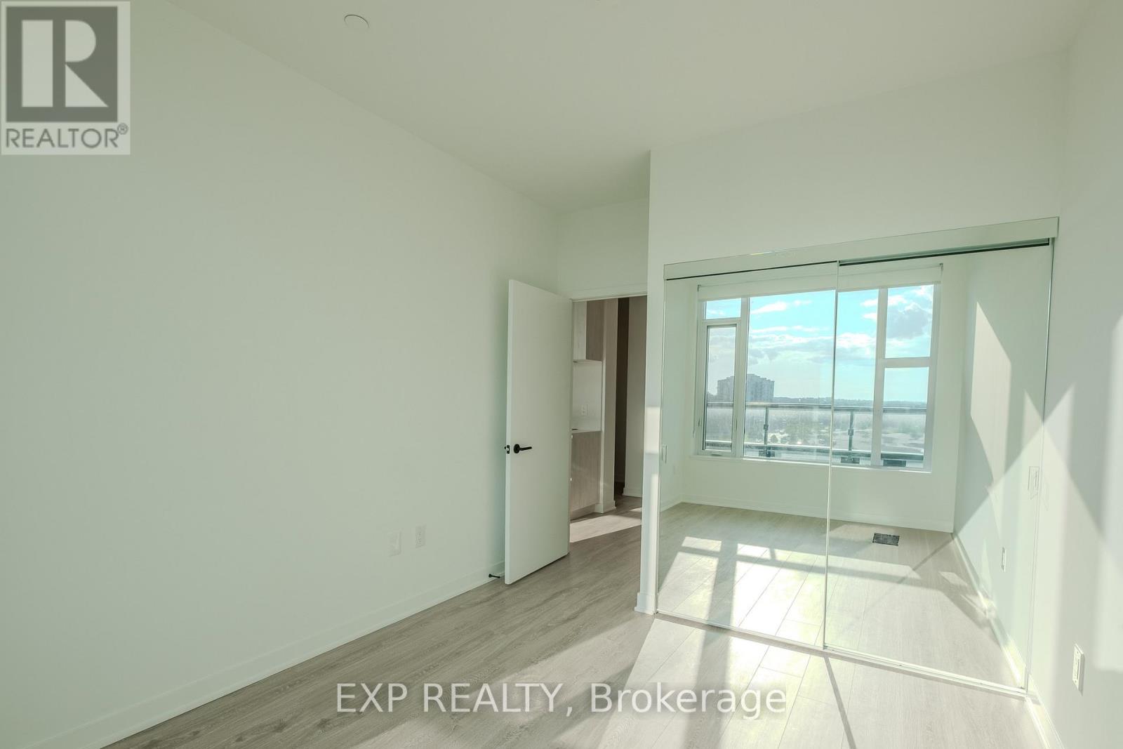 805 - 2495 Eglinton Avenue W, Mississauga, Ontario  L5M 5H1 - Photo 21 - W12464855