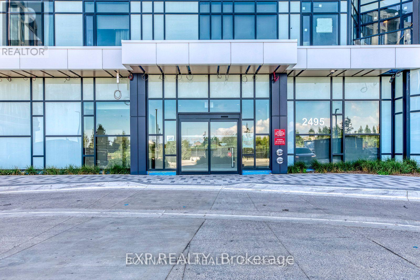 805 - 2495 Eglinton Avenue W, Mississauga, Ontario  L5M 5H1 - Photo 3 - W12464855