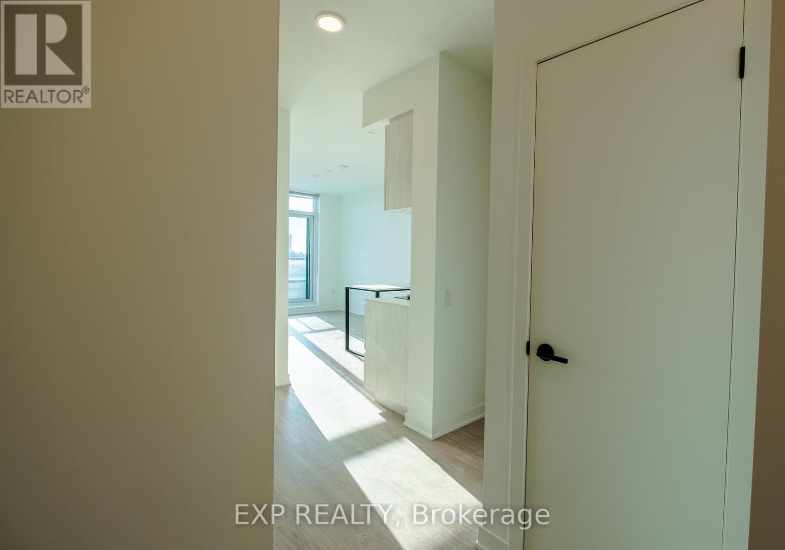 805 - 2495 Eglinton Avenue W, Mississauga, Ontario  L5M 5H1 - Photo 9 - W12464855
