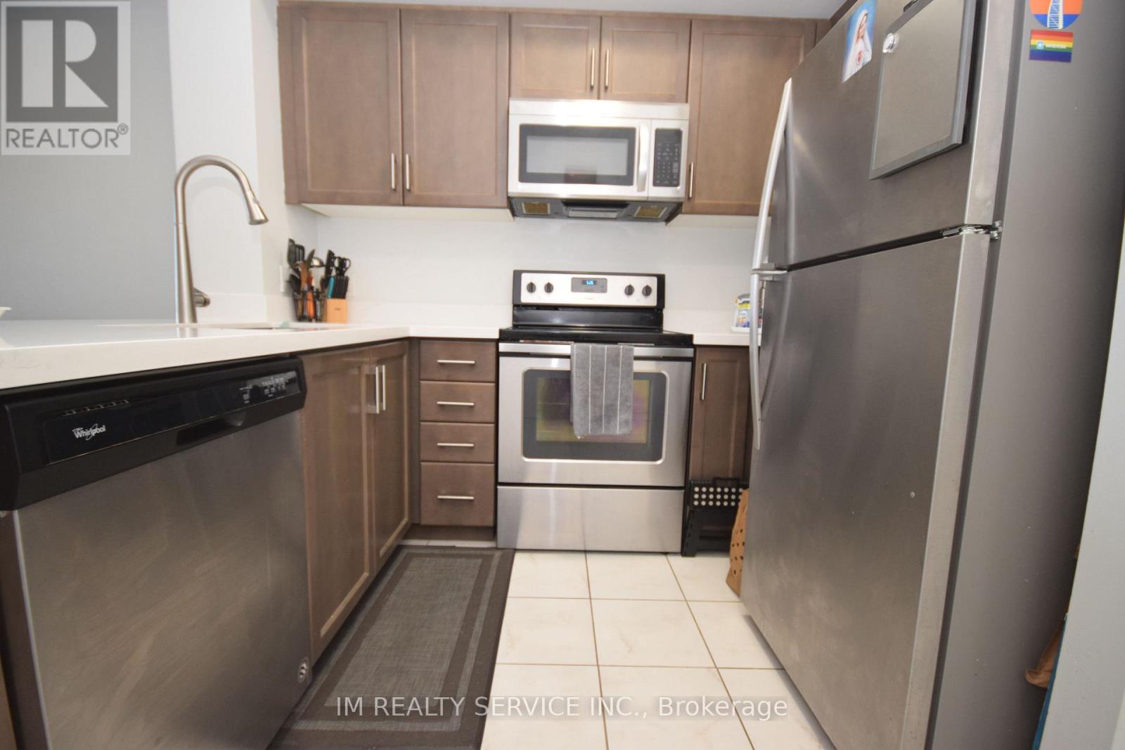 640 Sauve Street, Milton, Ontario  L9T 9A7 - Photo 5 - W12464859