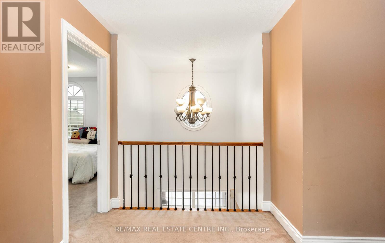 26 Saint Hubert Drive, Brampton, Ontario  L6P 1V7 - Photo 23 - W12464869