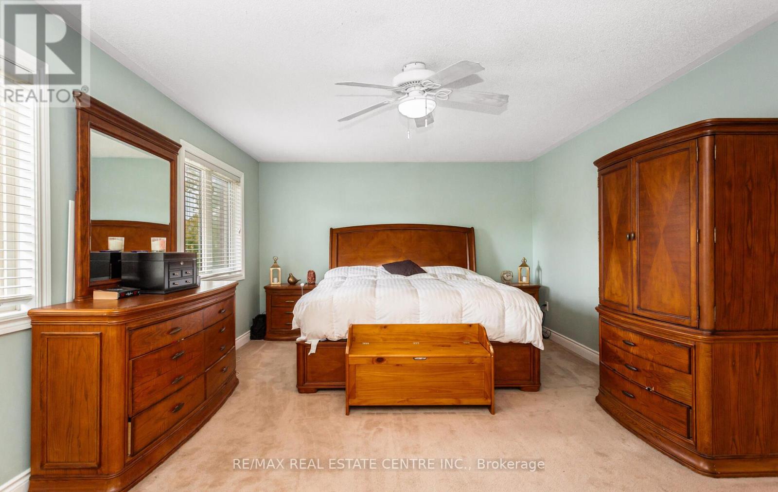 26 Saint Hubert Drive, Brampton, Ontario  L6P 1V7 - Photo 25 - W12464869