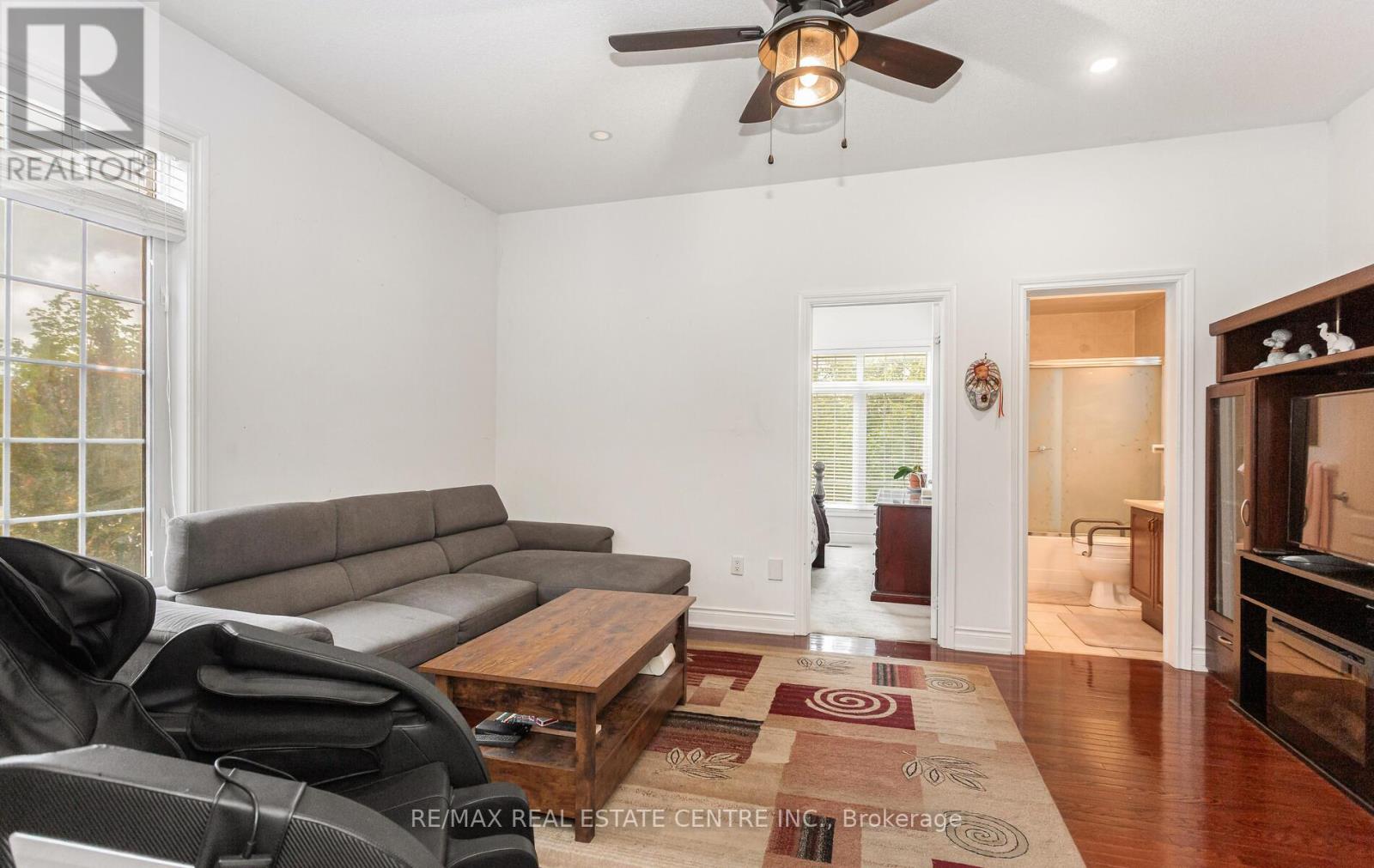 26 Saint Hubert Drive, Brampton, Ontario  L6P 1V7 - Photo 37 - W12464869