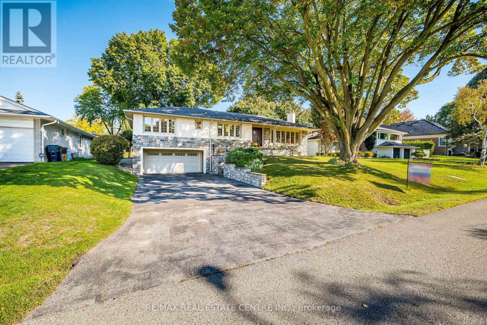 Welcome to Absolutely Spectacular and Stunning Family Home Nestled in Highly Sought After PRINCE ANNE MANOR Surrounded by Multi Million Dollar Homes. Beautifully renovated 4+1 bedroom luxury bungalow that offers style, space, and sophistication in one of the city's most desirable neighborhoods. This exceptional home has been extensively upgraded inside and out, blending timeless charm with modern finishes. The main floor features a bright and spacious open-concept living and dining area, a chef-inspired kitchen with premium appliances, and 4 generously sized bedrooms. The fully finished walk-out basement is an entertainer's dream complete with a spacious recreation area, an additional bedroom, a stylish bathroom, and direct access to the backyard. Perfect for extended family living, a nanny suite, or rental potential.* Extensive luxury upgrades throughout* Finished Walk-out basement with full living space* Private backyard oasis, ideal for entertaining* Quiet, family-friendly street with Matured Towering Trees* Close to top-rated schools, parks, shopping, transit & major highways, Airport .Top of the line S/S appliances* Heated Kitchen Floor and Main Floor Washrooms* 4 Private Golf Clubs Nearby* Towering Trees and Professionally Landscaped.*Recently Installed New Windows* This move-in ready home is the perfect combination of luxury living and everyday convenience. Don't miss your chance to own a True Gem in Highly Coveted Princess Anne Manor! (id:48254)