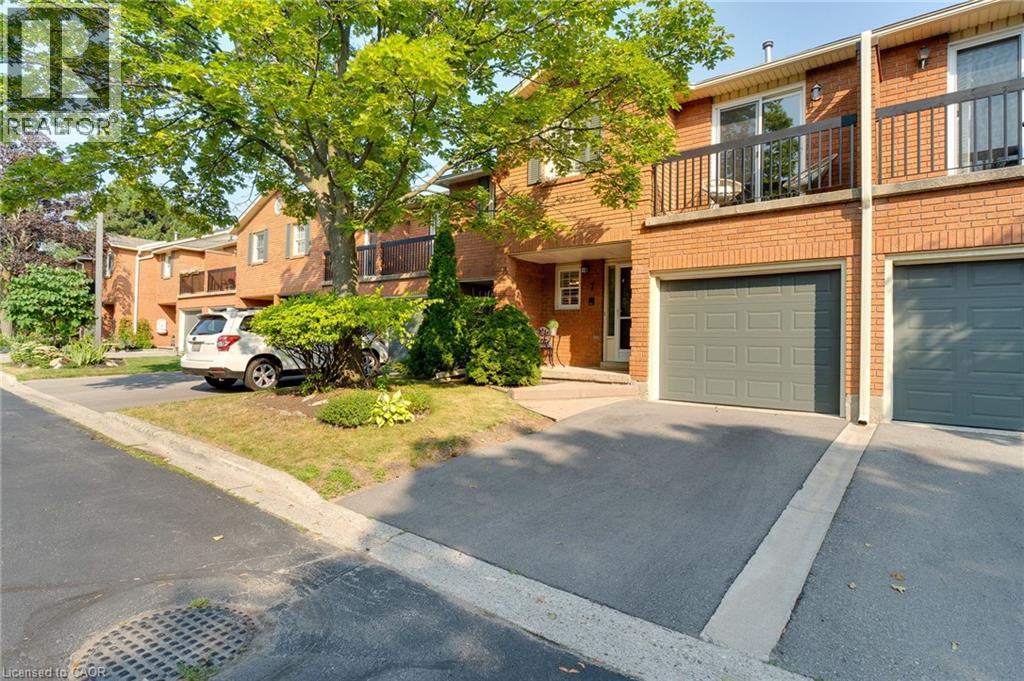 1205 Lamb's Court Unit# 7, Burlington, Ontario  L7S 2G4 - Photo 1 - 40779544