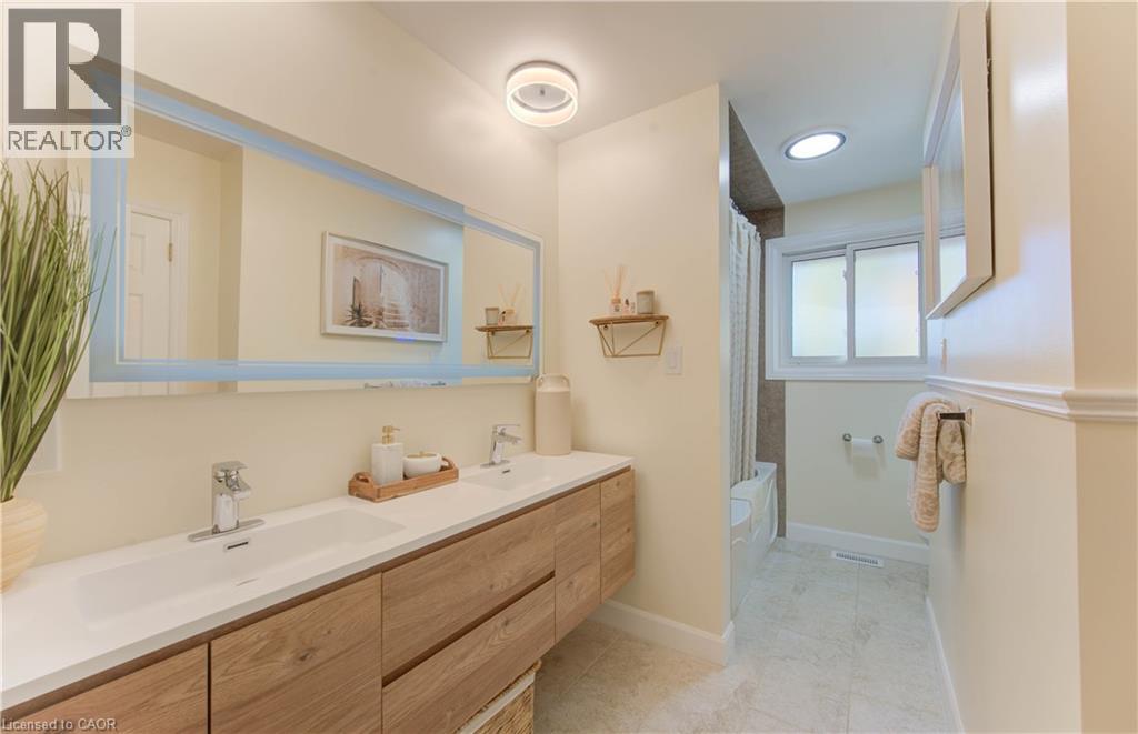 36 Blackfriars Place, Kitchener, Ontario  N2A 1M5 - Photo 29 - 40779360