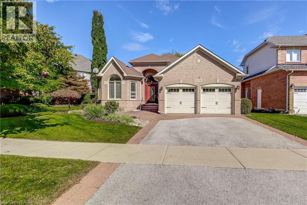 2115 TURNBERRY Road, Burlington, Ontario
