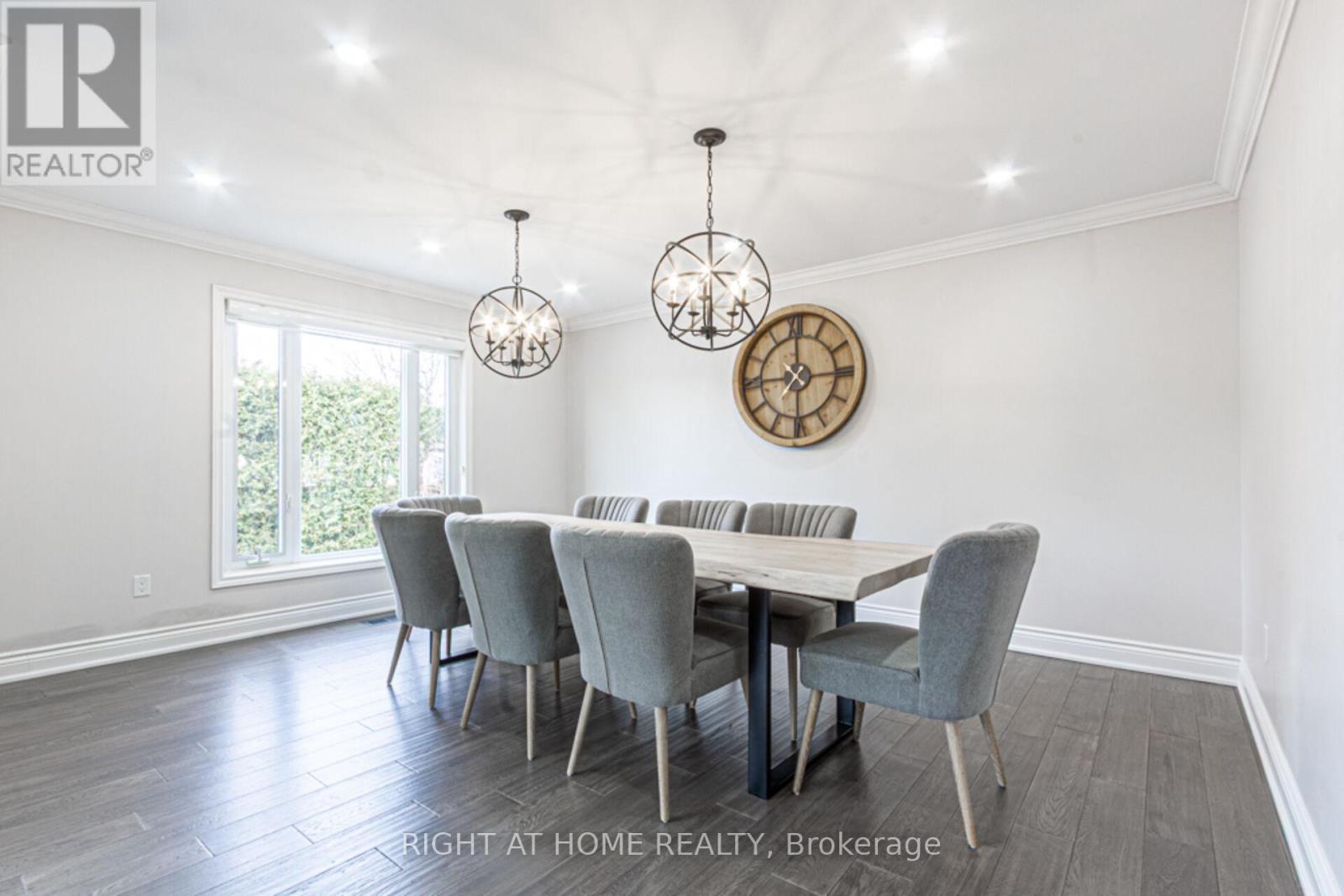 1388 Highgate Court, Oakville, Ontario  L6H 2V4 - Photo 6 - W12464836