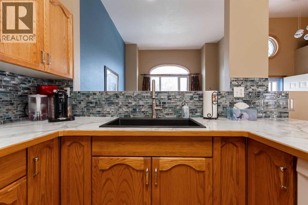 207 Mt Crandell Crescent W, Lethbridge, Alberta  T1K 6M6 - Photo 16 - A2263980