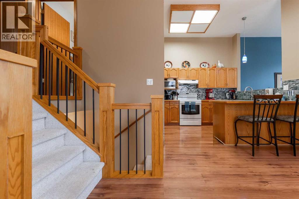 207 Mt Crandell Crescent W, Lethbridge, Alberta  T1K 6M6 - Photo 32 - A2263980